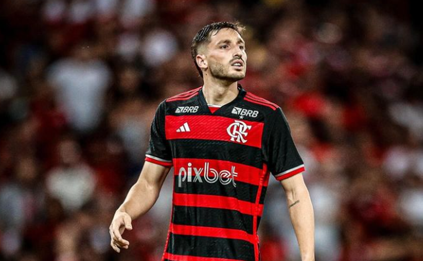 Viña tem lesão ligamentar, passa por cirurgia e só volta a jogar pelo Flamengo em 2025