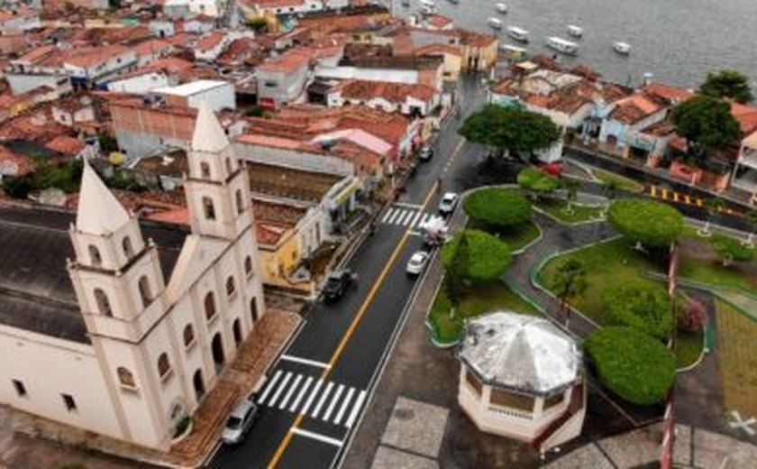 Rompimento em reservatório ameaça abastecimento em Piaçabuçu