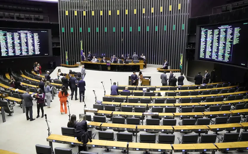 Câmara aprova urgência de texto sobre impostos da Reforma Tributária