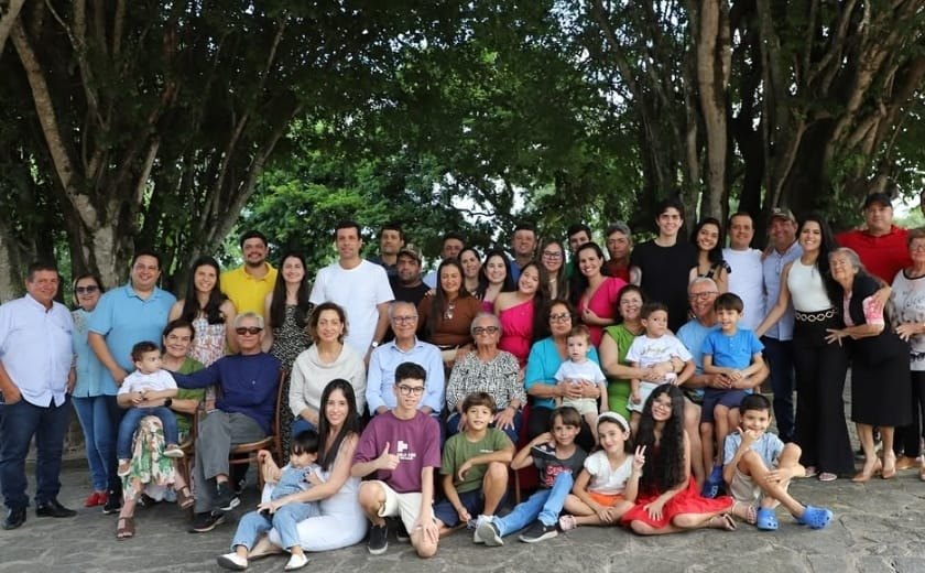 Família Wanderley celebra os 96 anos de Dona Noêmia, matriarca de uma história marcada por amor, coragem e serviço ao povo