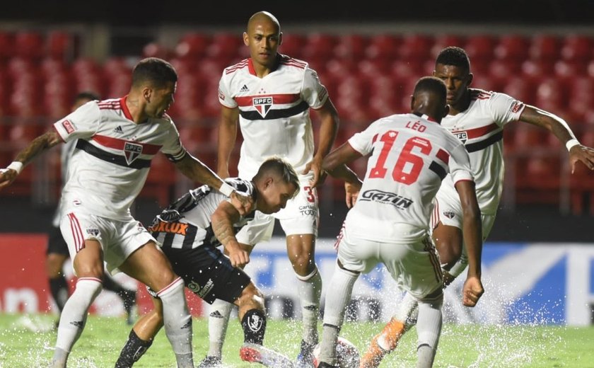 Santos e São Paulo empatam sem gols em clássico de poucas emoções na Vila Belmiro