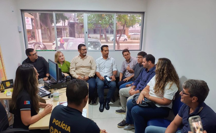 Delegacia de Proteção ao Turista define ações com o setor e forças de segurança