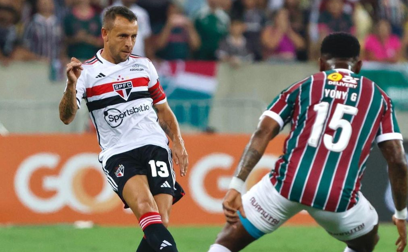São Paulo faz jogo hostil com o Fluminense e perde outra fora de casa pelo Brasileirão