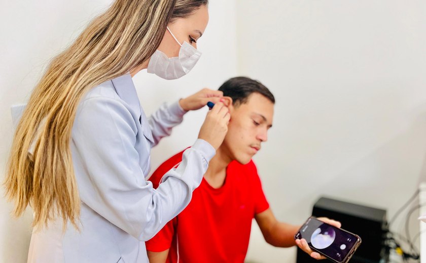 Queda de temperatura aumenta casos de otite em crianças, alerta especialista do Hospital Ib Gatto