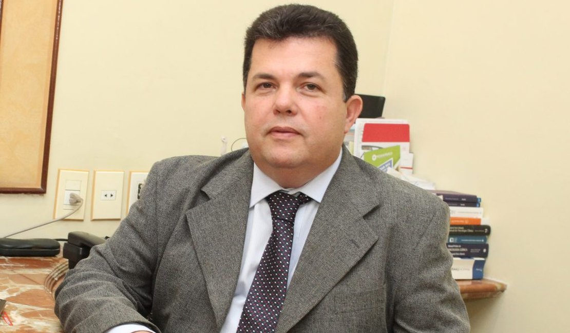 DISCURSO DE POSSE NO INSTITUTO HISTÓRICO E GEOGRÁFICO DE ALAGOAS