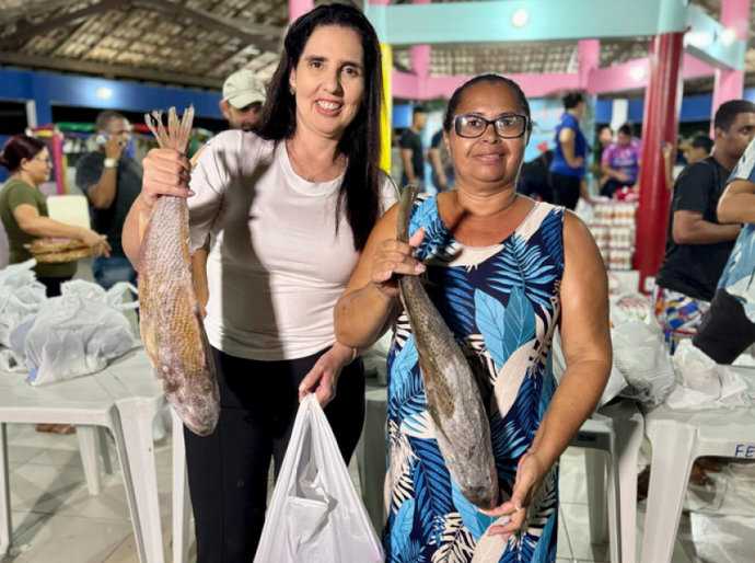 Campo Alegre realizou a distribuição de 50 toneladas de peixes para a população mantendo a tradição
