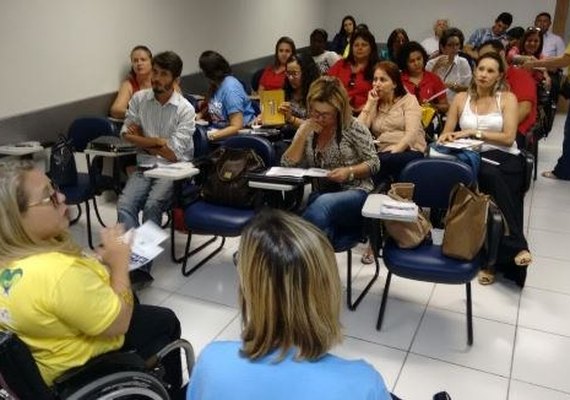 Secretaria da Mulher leva cidadania à população de Arapiraca