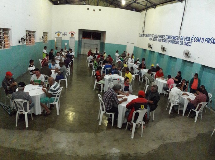 32 duplas iniciam o Torneio de Buraco da 55ª Festa da Juventude