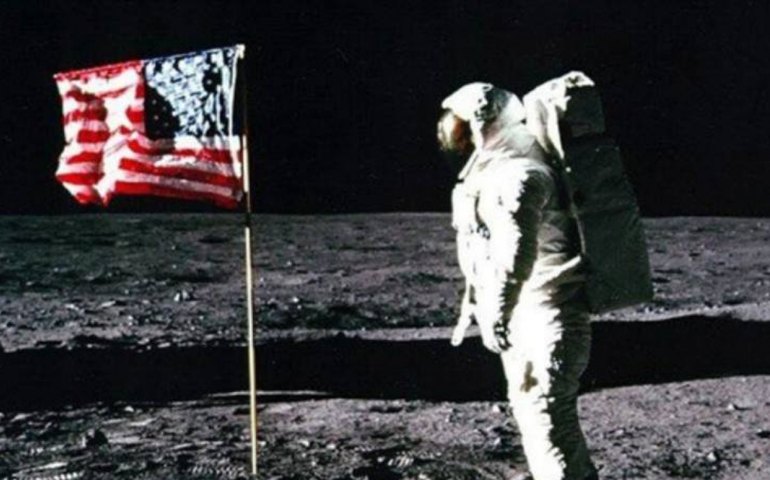No aniversário de Neil Armstrong, vamos viajar à Lua através dos filmes