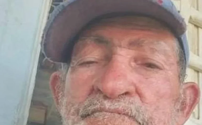 Tragédia no Canaã: idoso de 70 anos morre após colisão entre carro e moto em Arapiraca; outra vítima segue ferida