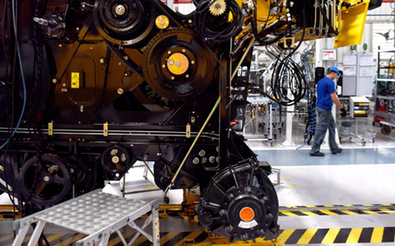 Receita líquida total do setor cresce 12,4% em agosto ante julho, mostra Abimaq