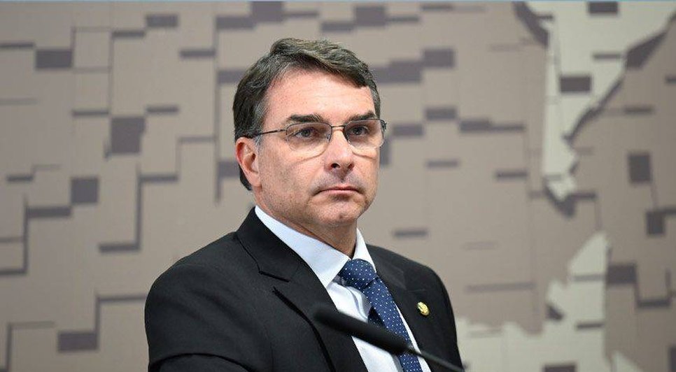 Presidenciável retira postagem de crítica à Lula no X