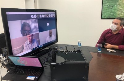 Teófilo participa de videoconferência com vereadores sobre o combate à pandemia de coronavirus