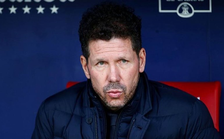 Simeone lembra vitória histórica sobre Liverpool para motivar Atlético de Madrid