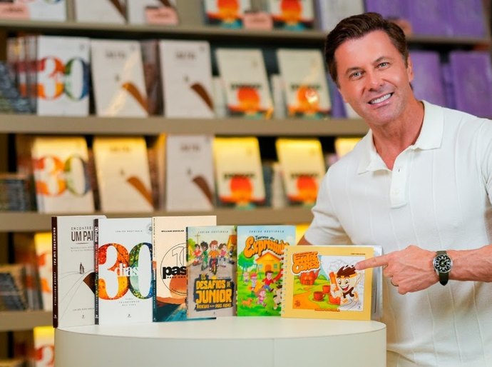 Café com Deus Pai promove o 3° desafio dos Atos de Amor com incentivo à doação de livros