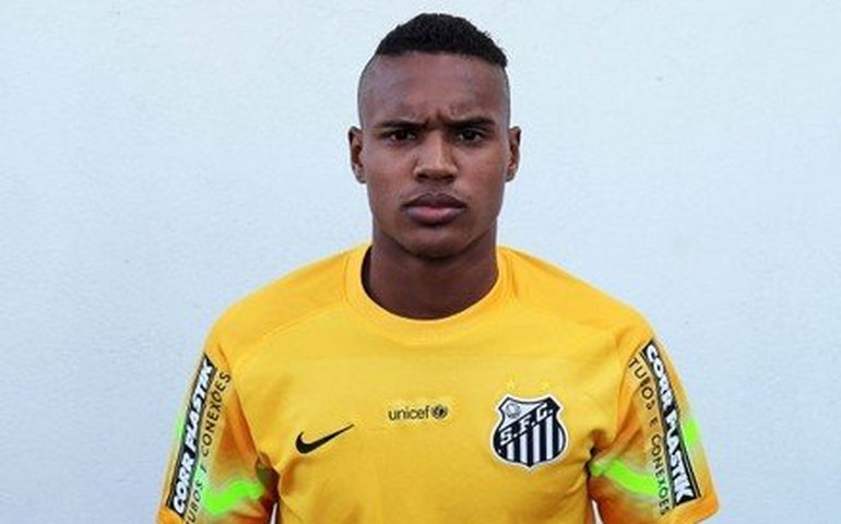 Johh fará 1º jogo oficial no Santos aos 24 anos e será 4º goleiro a atuar em 2020