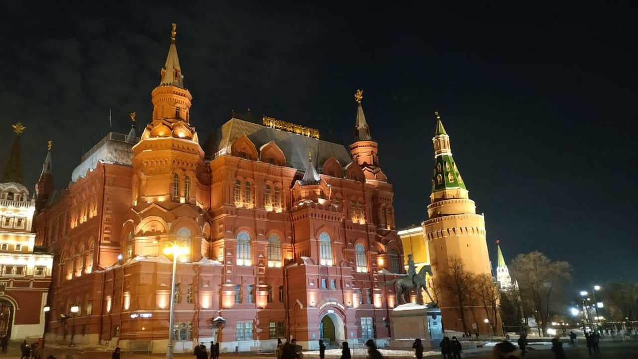 Rússia liberta bailarina condenada por traição ao doar US$ 52 a instituição pró-Ucrânia