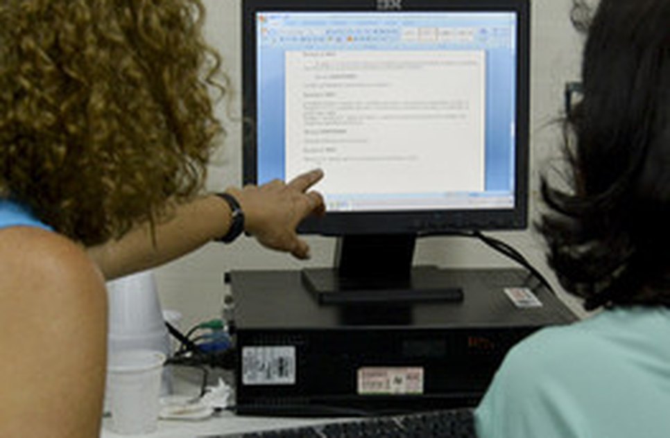 VAGA DE ESTÁGIO NA EDUCAÇÃO