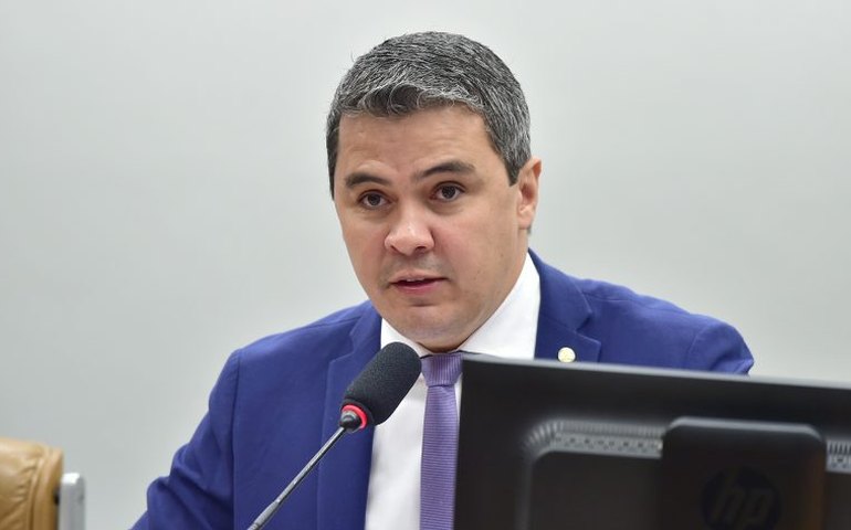 Comissão aprova medidas para incentivar o diagnóstico precoce de pessoas com autismo