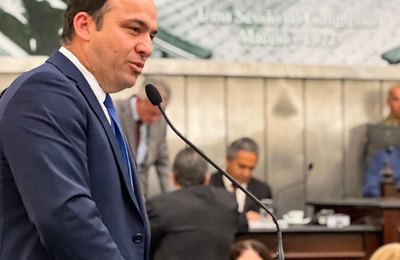 Projeto proíbe influenciadores digitais divulgarem plataformas não regulamentadas de jogos e apostas eletrônica