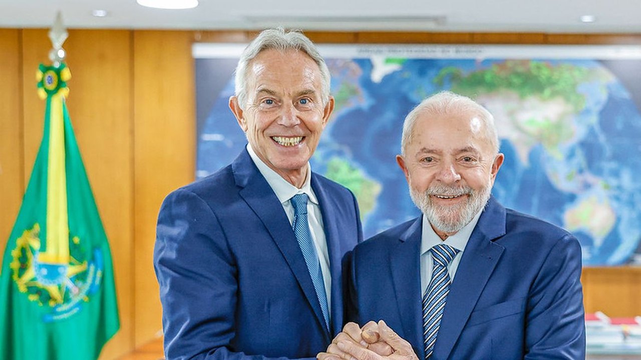 Lula e Tony Blair conversam sobre G20 e combate a extremismo