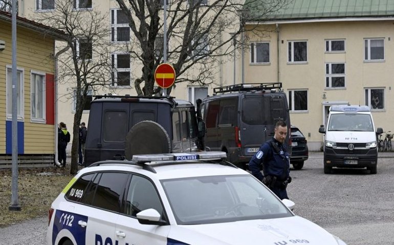 Atirador de 12 anos planejou ataque em escola da Finlândia, afirma a polícia