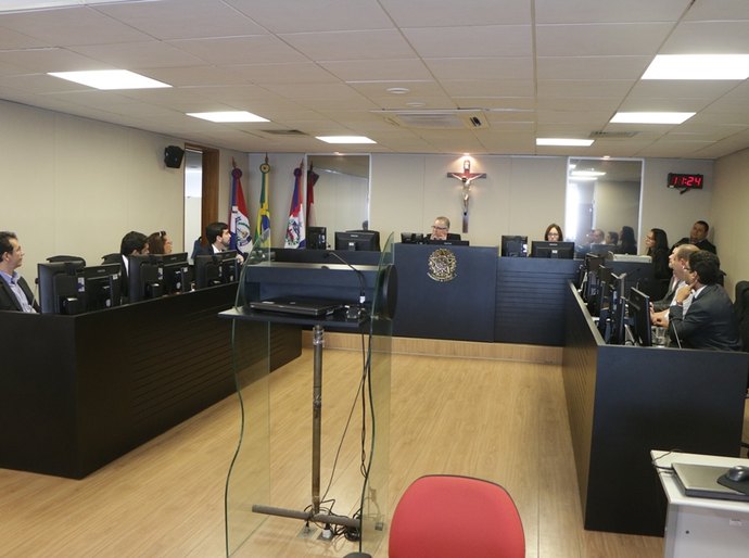 Em audiência no TRT, Sinpro e Sinepe acordam reajuste de 10% para professores