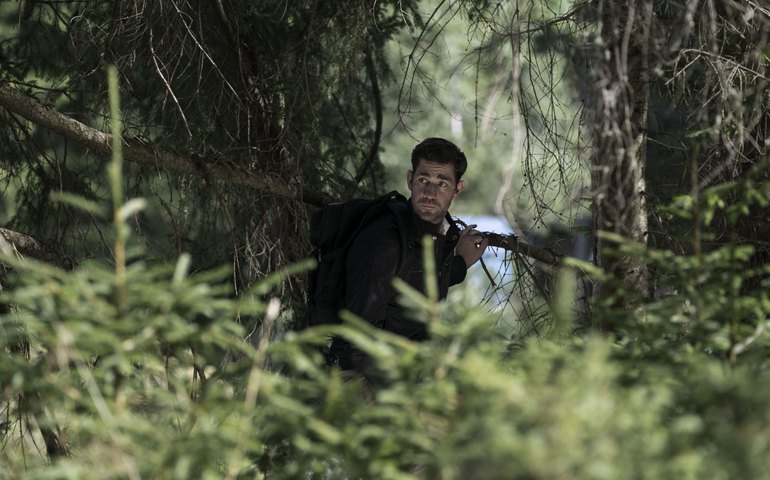 Terceira temporada da série ‘Jack Ryan’ combate russos e tem mulheres no poder