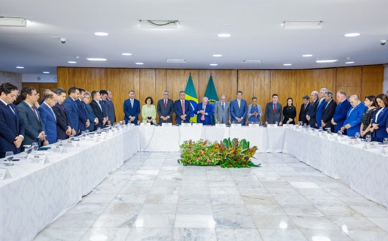 Governo anuncia R＄ 150 milhões para combate à violência nas escolas