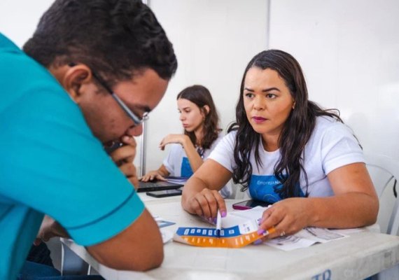 Prefeitura realiza mutirão de entrevistas para primeiro emprego