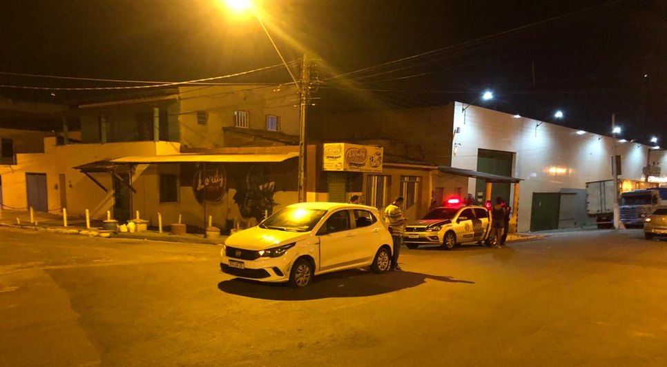 Motorista com sinais de embriaguez é autuado após acidente automobilístico na Zona Norte de Aracaju / Foto: Foto: CPTran/Divulgação
