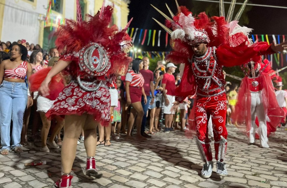 Bell Marques, Natanzinho e mais: Laranjeiras promove festa com shows e desfile de blocos neste fim de semana