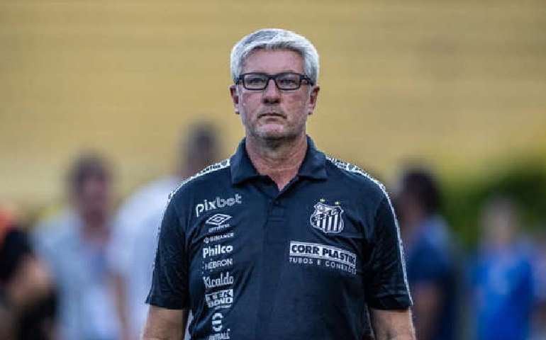 Odair Hellmann é bancado por Falcão na direção do Santos e fala em apagar vexame