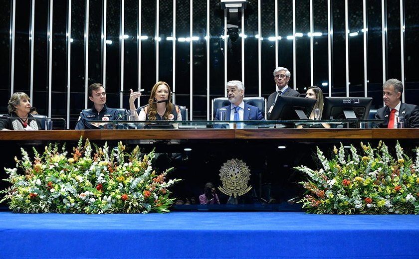 Defesa pela universalização marca celebração dos 20 anos do Samu