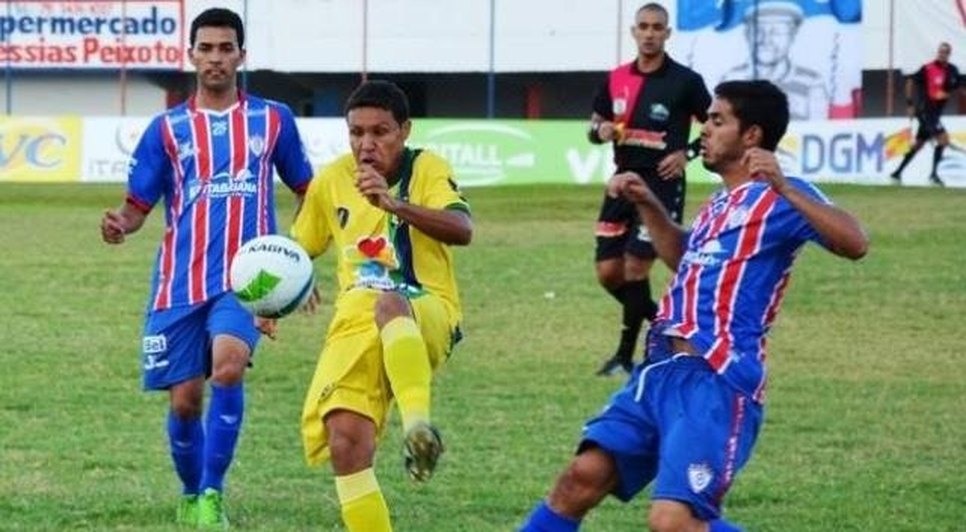 O Itabaiana empatou sem gols contra o Socorrense/ Foto:Lorena Garcia
