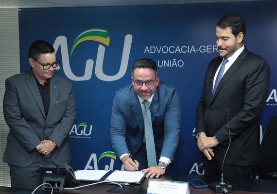 Governo assina acordo de R$ 1,1 bi em precatórios do Fundef em 3 anos