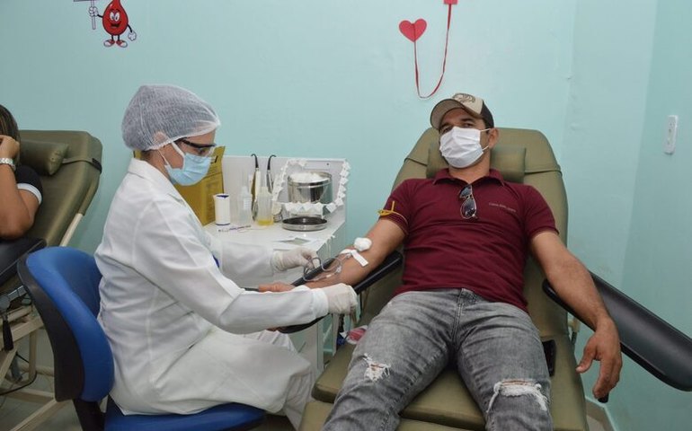 Hemoal promove coletas de sangue em Coruripe e Jacaré dos Homens nesta quinta (24)