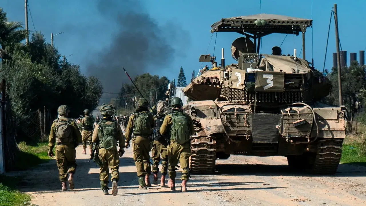 Palestino deslocado 12 vezes pela guerra em Gaza reage a nova ordem de retirada dada por Israel: 'já não consigo mais'