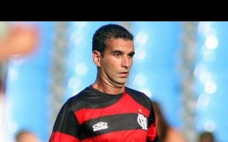 Ex-jogador do Flamengo é eleito prefeito em cidade de Minas Gerais