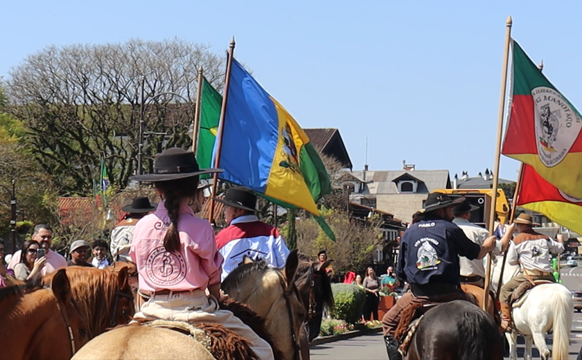 Cavalgada beneficente em favor de cidades atingidas por enchentes