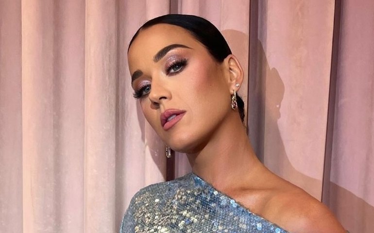 Katy Perry, Orlando Bloom e Jeff Bezos viajam juntos: 'White Lotus da vida real', diz web