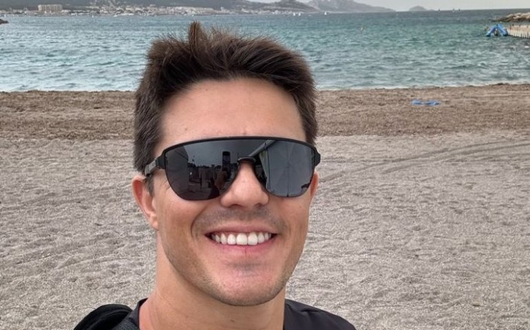 Bruno Lobo se mantém em 7º no kitesurfe e Brasil vai à medal race no dingly misto e na Nacra 17