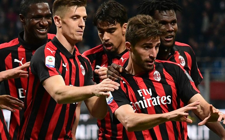 Milan derrota Lazio e esquenta briga por uma vaga para a Liga dos Campeões