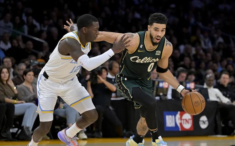 Celtics perdem para Magic na NBA; Lakers e Mavericks vencem bem e mostram força