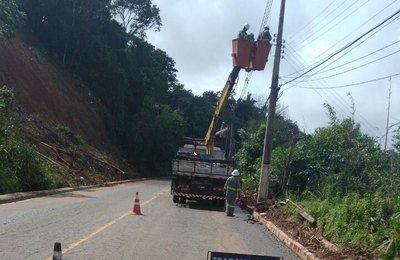 Chuvas: iluminação pública em Fernão Velho é recuperada