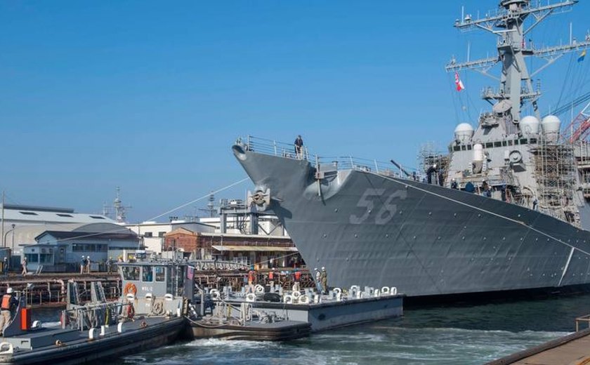 Rússia acusa navio de guerra americano de violar suas águas territoriais