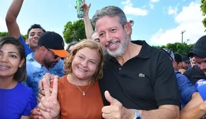 Arthur Lira lidera a disputa pelo Senado em Alagoas em pesquisa TDL divulgada nesta terça-feira (25), um dia após também aparecer em primeiro lugar em levantamento da Quaest. - Foto: Assessoria