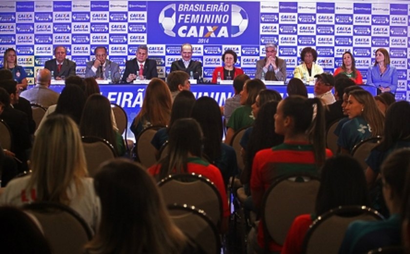 Brasileirão de futebol feminino começa nesta quarta-feira