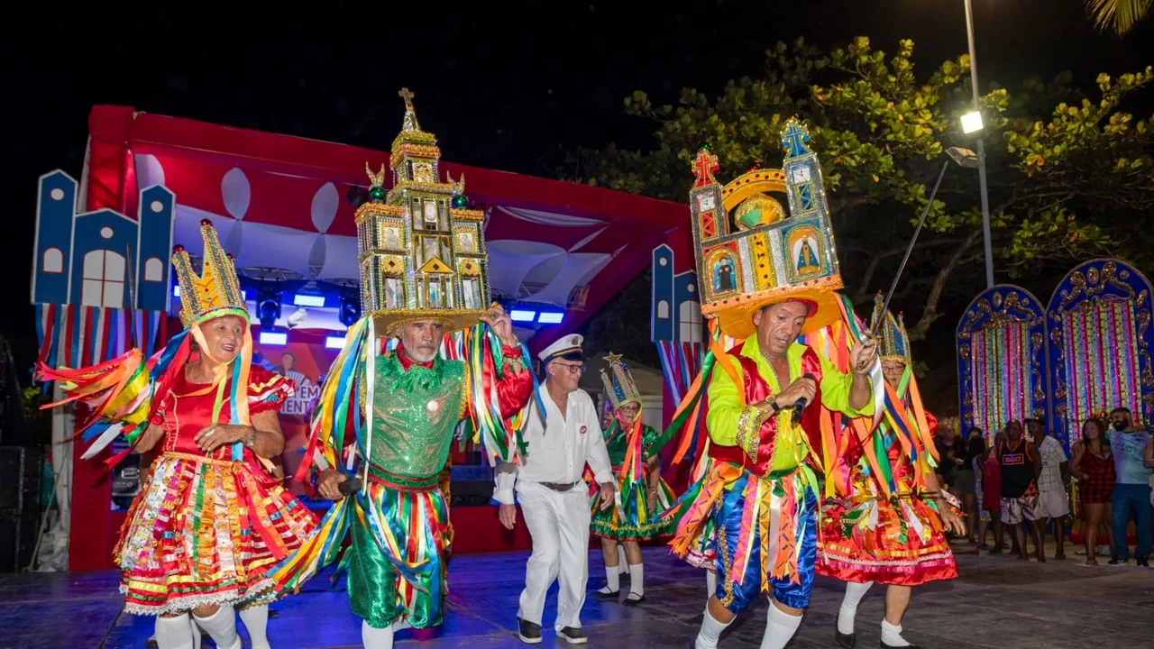 Com apoio do PAS, grupos de Guerreiro mantém vivo legado cultural