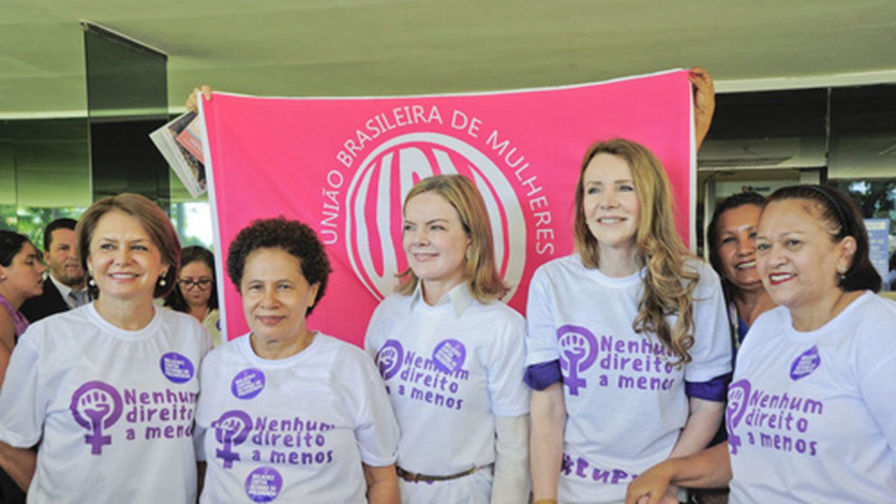 Senado homenageia defensoras dos direitos das mulheres em sessão especial